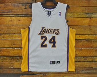 kobe bryant jersey size