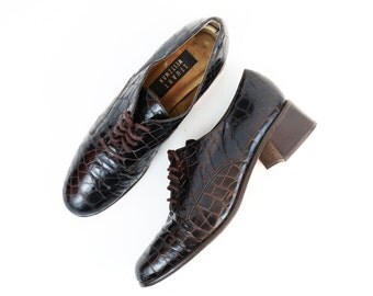 Vintage Brown Patent Leather Stuart Weitzman Oxford Lace Up Flats size 9