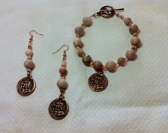 Copper coin, moonstone and sunstone set