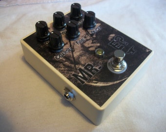 Mr. E? - Delay Noise LoFi Drone - Handmade Effect Pedal - Echo Bender