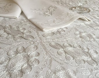 tablecloth 60 X 60 inches, and 6 napkins, Aghabani Tablecloth, Embroidered white tablecloth, Syrian textiles, White and silver tablecloth