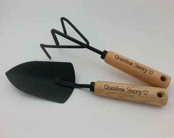 Mothers Day Garden Tool Set, Personalized Wooden Garden Tool Set, Engraved Garden Tool Set, Customized Mothers Day Gift, Gardener Gift