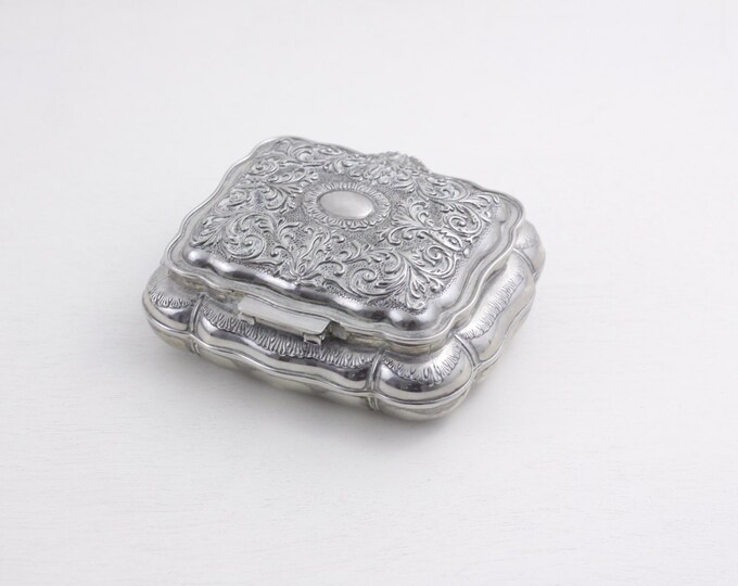 Vintage jewelry box, Japanese metal jewellery box, trinket box, metal casket, dressing table box, vintage home decor gift for her