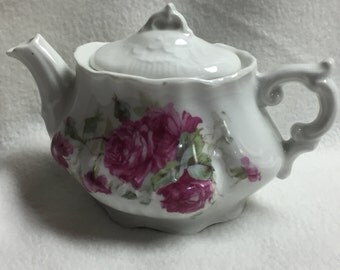 Hand-painted Rose Teapot (#002)