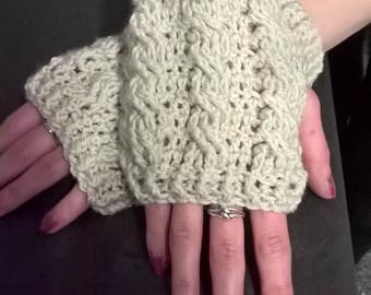 fingerless gloves/wrist warmers