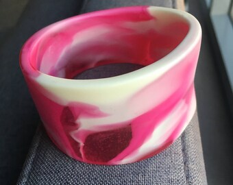 Resin Bangle - Magenta and White