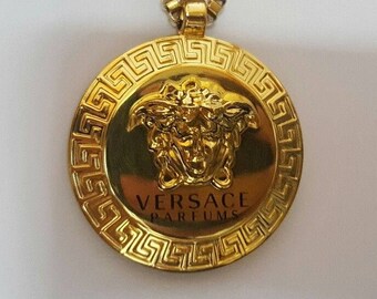 Original Versace perfume pendant with chain. 68cm (can be shortened)