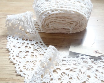 8 yds of 3 inch wide cotton lace