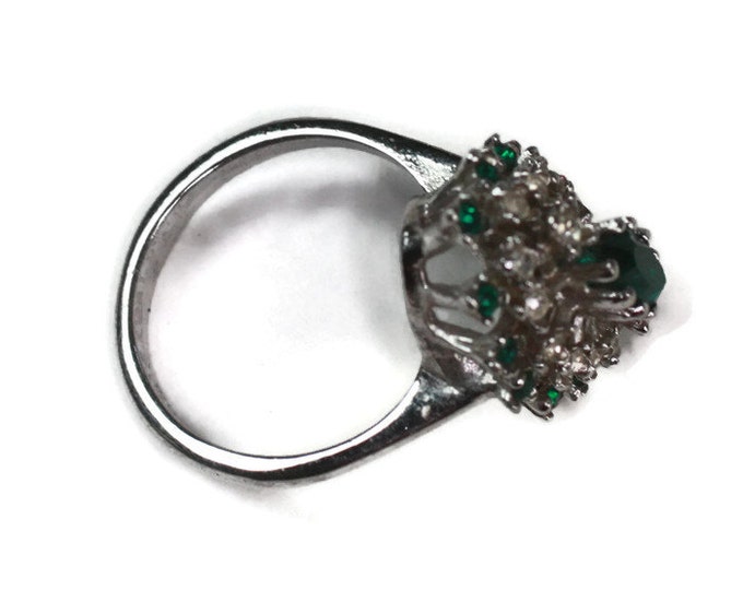 Green Crystal Rhinestone Ring Clear Accents 18K HGE Size 7.25 Vintage