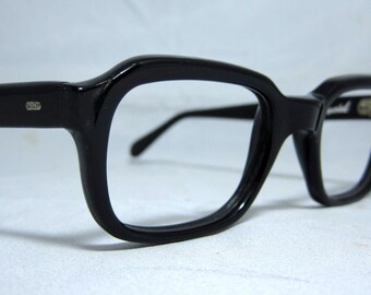 Vintage EyeGlasses Mens 50s-60s Black Horn Rim Frames.