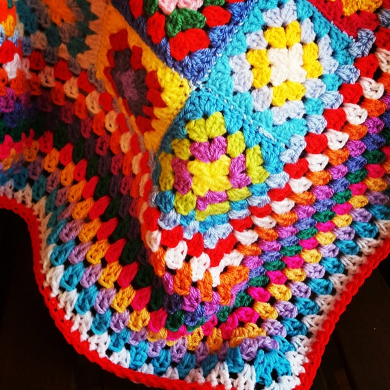 SALE Granny Squares Retro BLANKET Vintage Style Large Border