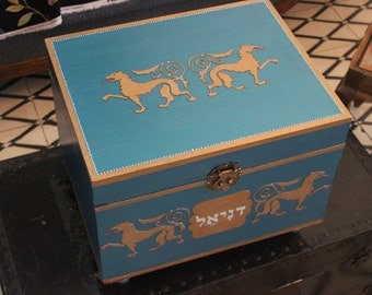 keepsake chest, memory box, treasure chest, decorative box, wedding gift, royal blue chest, decorative chest, hand painted chest.