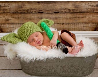 Baby yoda hat and light saber set, Star Wars baby, baby shower gift,baby photo prop, newborn prop