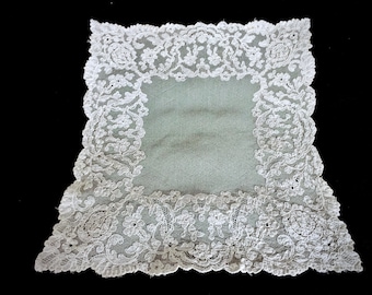 Vintage Heirloom Chantilly Lace Bridal Handkerchief - Lace Handkerchief - Bridal Hanky - Heirlooms - Vintage Lace - Vintage Wedding