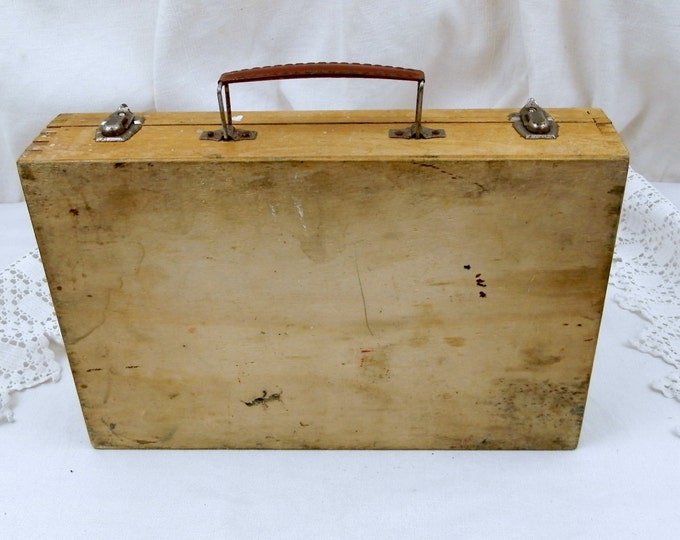 Vintage French Wooden Artist's Paint Box with Metal Handle, Shabby, Chateau, French Country Decor, Vintage, Retro, Painting,Home, Hipster Vintage French Wooden Artist's Paint Box with Metal Handle, Shabby, Chateau, French Country Decor, Vintage, Retro, Painting,Home, Hipster