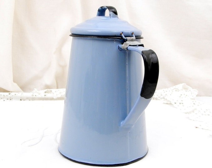 Vintage French Pale Blue Enamelware Cafetière Excellent Condition, Enamel Metal Coffee Pot Sky Blue from France, Country Cottage Decor