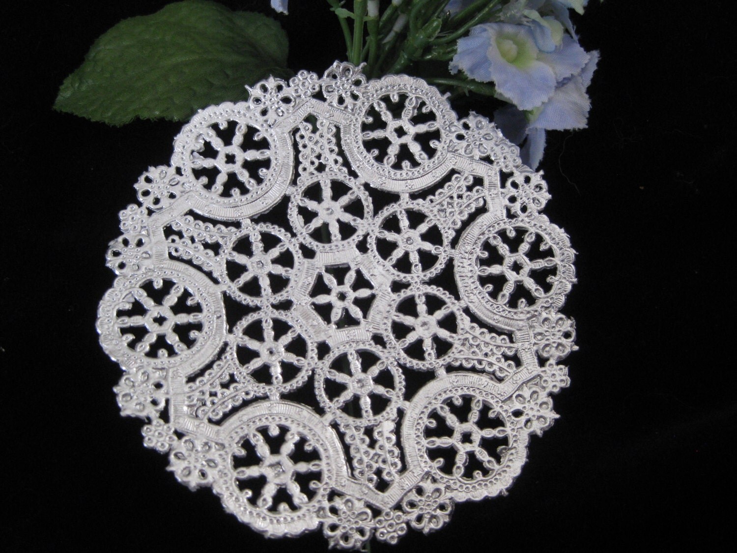 Vtg 4 Inch Round Silver Paper Snowflake Lace Doily Crafts 10 Pcs Sold By Devoted2doilies