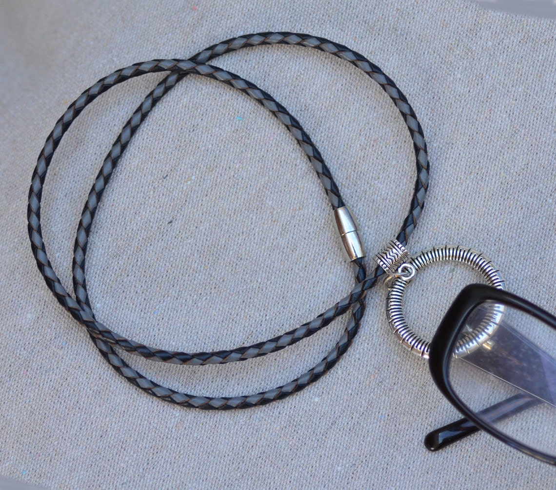 Men's Eyeglass Holder Necklace. Unisex Clasp