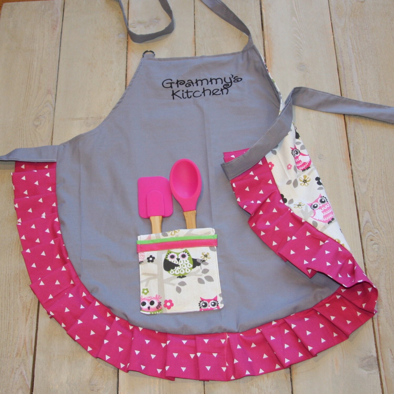 grammy apron personalized apron embroidered apron custom apron grammy apron personalized apron embroidered apron custom apron