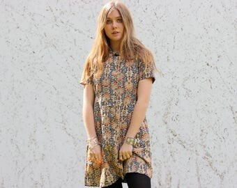 VTG 70s Flower Pattern Trippy Psycheldelic Mod Hippie dress 1970s gogo 1960s mini dress