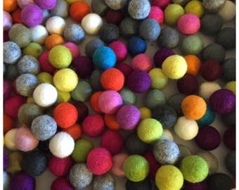 50 pc Fair Trade Multicoloured Felt Balls 1cm / 2cm 10mm / 20mm