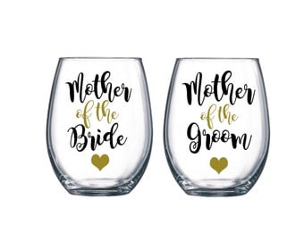 1 Mother of the bride wine glass, Mother of the groom wine glass, Mother of the bride gift, Mother of the Groom gift, Parent glasses,