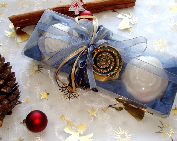 Denim Blue Beauty Gift Set for Women, Gift for Mother, Handmade flower Glycerin Scented Soaps, Gold Blue Enameled Handmade Jewelry Necklace