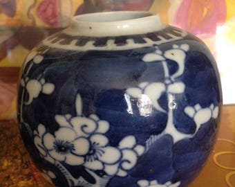 vase chinese jar painted hand