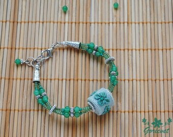 Emerald green bracelet boho jewelry four leaf clover gift for girl bracelet nature jewelry embroidery jewelry good luck gift for girlfriend