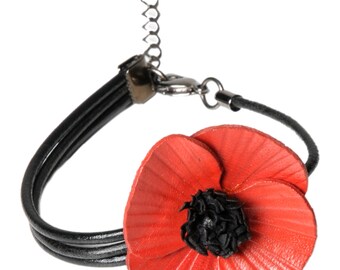 Bracelet leather poppy full grain cowhide offset asymmetrical
