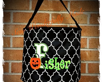 Embroidered Halloween Bucket, Personalized Halloween Tote, Trick or Treat Bag, Quatrefoil Halloween Tote, Halloween Bag, Personalized Tote
