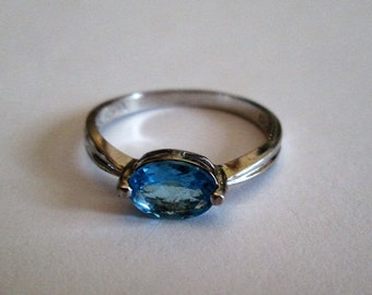 RING - Blue TOPAZ -SOLITAIRE - 925 - Sterling Silver - size 6 - Blue456