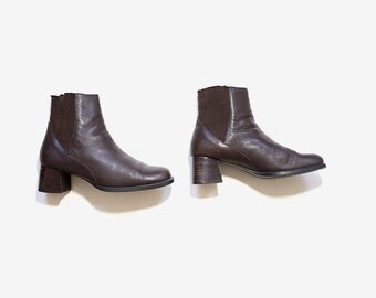 Vintage Chelsea Boots 6 / Leather Ankle Boots / Brown Leather Boots / Ankle Boots Women