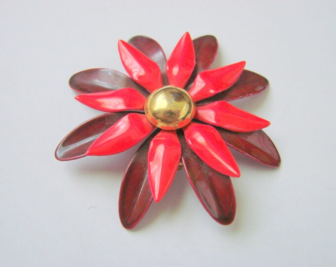 Large Floral Red Enamel Brooch / 1960s Enamel Brooch / Mid Century / Vintage Jewelry / Jewellery