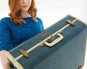 Vintage 1940s blue suitcase, Samsonite hardshell hard case travel luggage, original keys