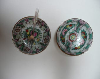 A pair of Beautiful Hand painted small Chinese dishes pin dishes A.C.F. Japanese Porcelain Ware Decorated in Hong Kong
