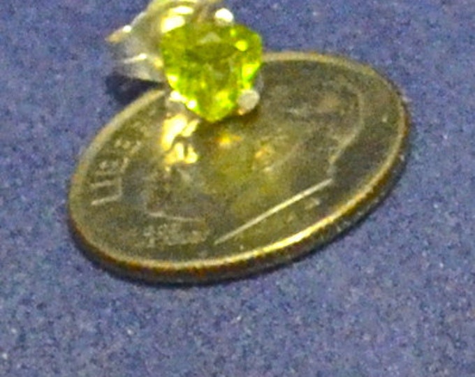 Man's Peridot Stud, 5mm Trillion, Natural, Set in Sterling Silver E986