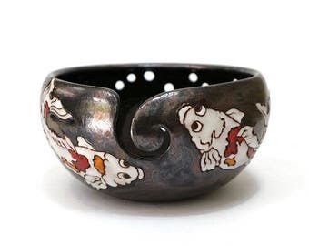 Yarn Bowl with Fish, Pottery Yarn Bowl, Ceramic Yarn Bowl, Crochet Bowl, Knitting Bowl, Yarn Bowls, Yarn, Yarn Holder, Knitting Supplies
