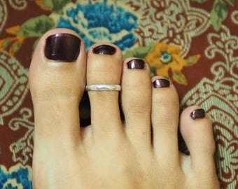 The Silver Jewelry Guy 925 Sterling Silver Plain Band Toe Ring – Adjustable 3mm