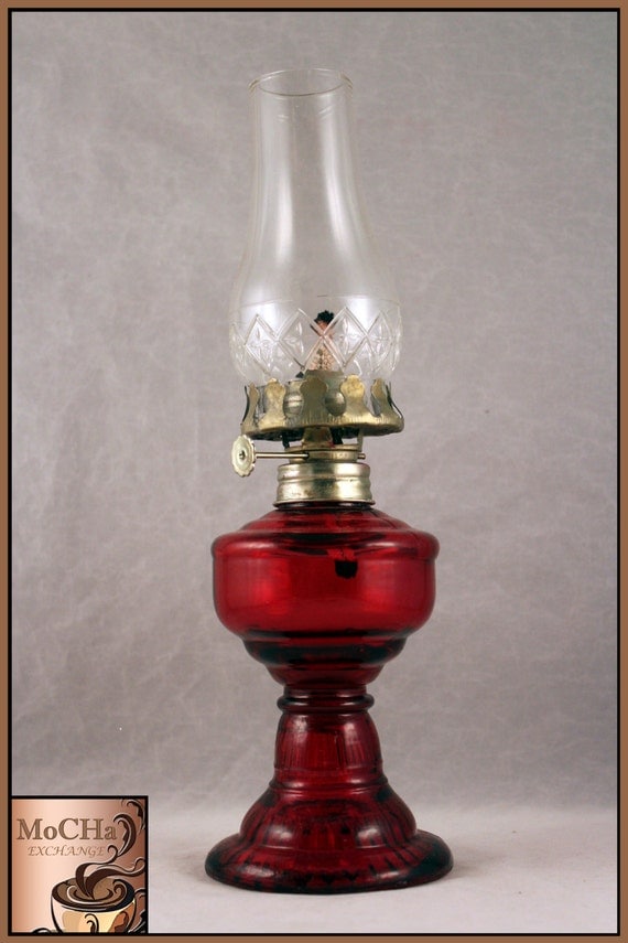 Vintage Etched Glass Red Oil Lamp