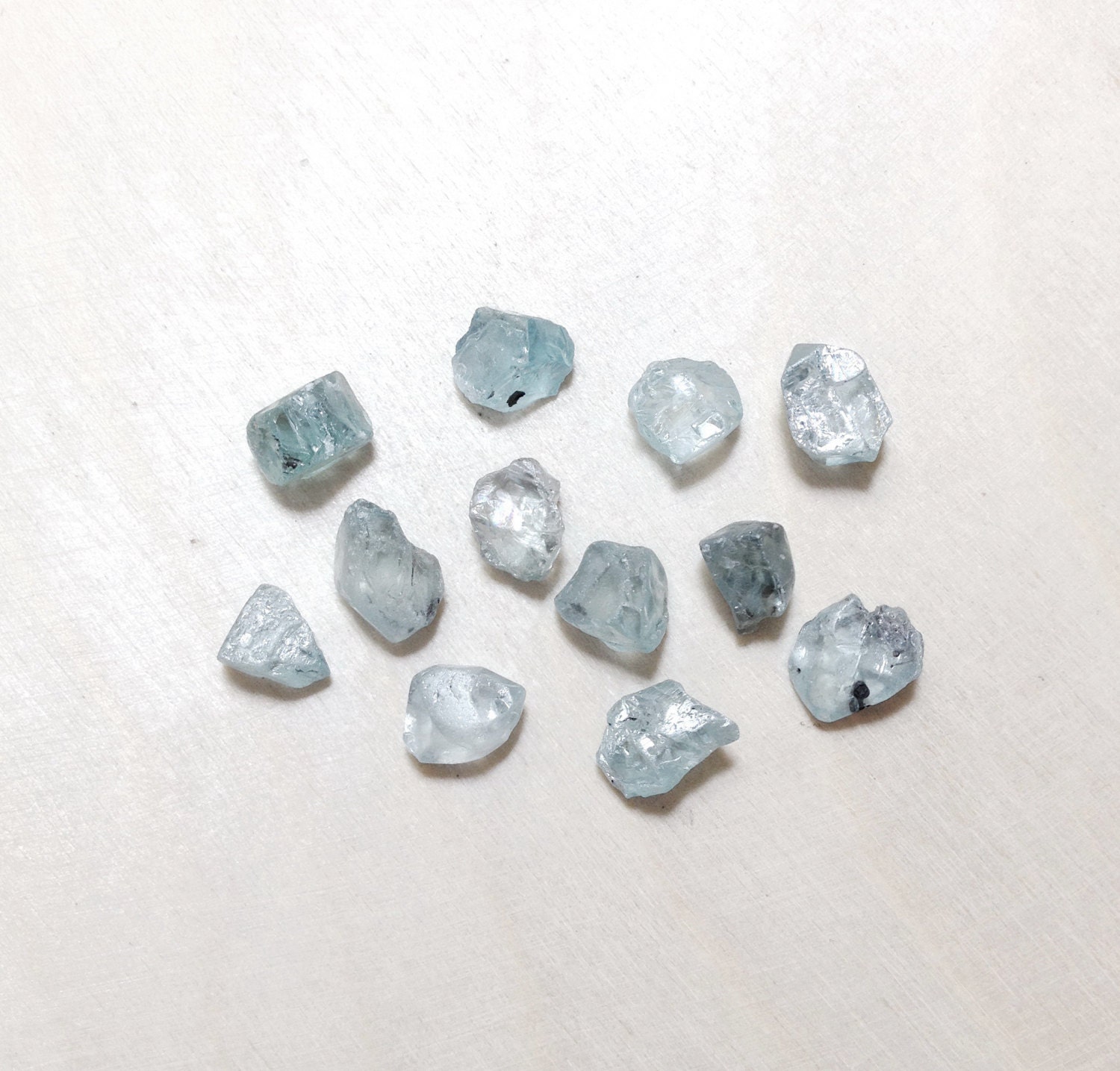 Small rough zircon, raw zircon crystal lot // B*2983 from ...