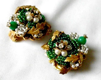 Stanley Hagler & Ian St Gielar Gorgeous Green Glass Beads Hand Wired Earrings Clip On