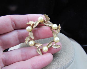 Vintage Signed DFA-Dubarry Fifth Ave Leaves Faux Pearl Pin