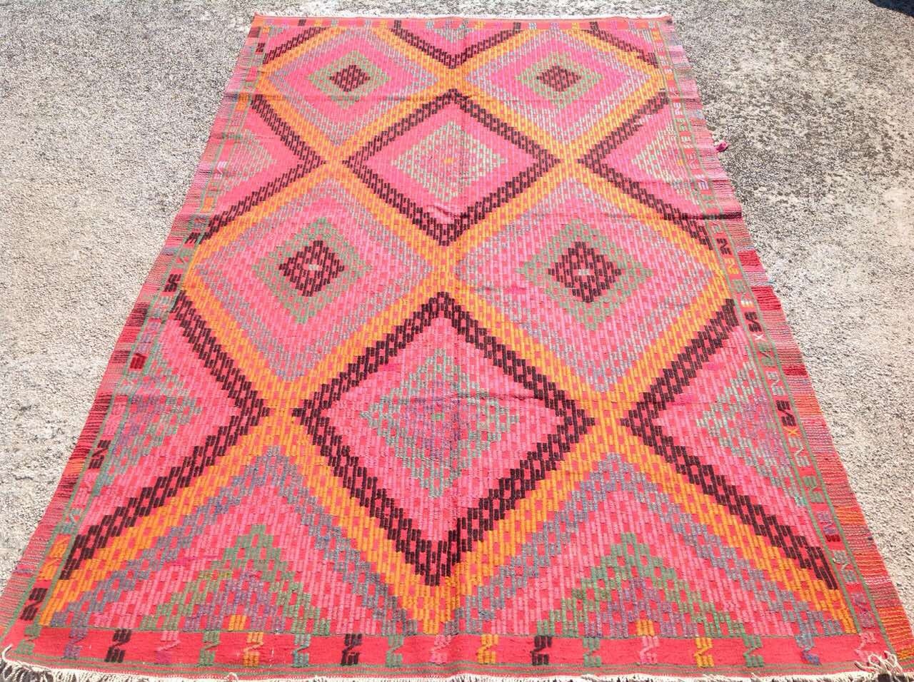 Faded Pink Kilim rug Vintage Turkish kilim rug 118 x