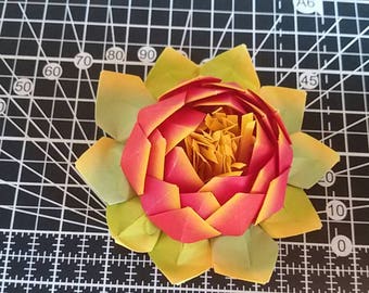 Origami Lotus Flower magnet/magnet/Lily pad/paper flower/mother's day gift