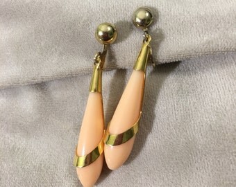 Vintage peach and gold clip-on earrings