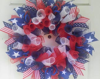 Patriotic wreath, 4th of July wreath, red white and blue wreath, flag wreath, stars and stripes wreath, patriotic mesh wreath