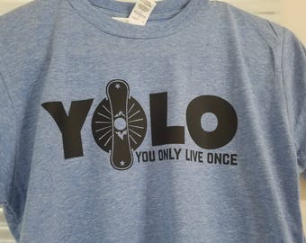 YOLO snowboading tshirt
