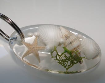 Handmade Keychain with starfish, shells and MOSS