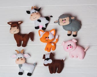 Felt farm stuffed animals Horse Pig Cow Dog toy Nursery decor Ornaments Gift for kids Magnet animals Baby Gift Mobile Farm Play Set animals